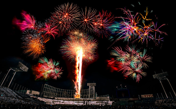 Jingu gaien Fireworks Festival