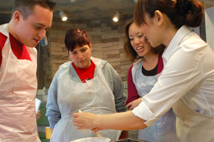 Food sample making experience (Ganso Shokuhin Sample-ya)