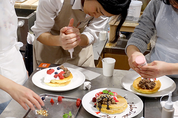 Food sample making experience (Ganso Shokuhin Sample-ya)