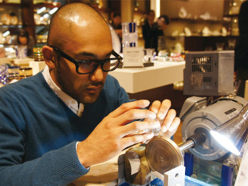 "TOKYO Teshigoto" in Tokyu Plaza GINZA HANDS EXPO