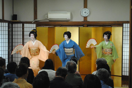Kagurazaka Machitobi Festa 2016