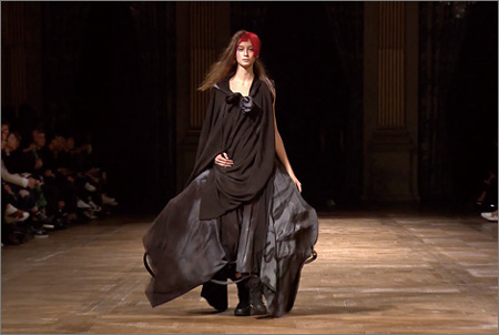 Painting and Weaving Opportunity : Yohji Yamamoto・Yuuka Asakura